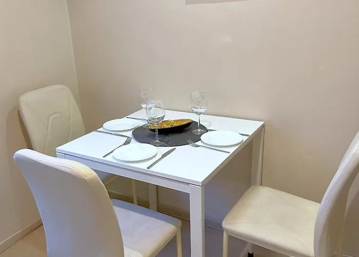 Апартаменты Old Town Riverside Cathedral