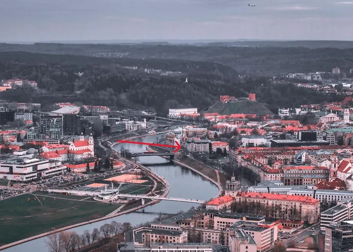 Old Town Riverside Cathedral Apartment